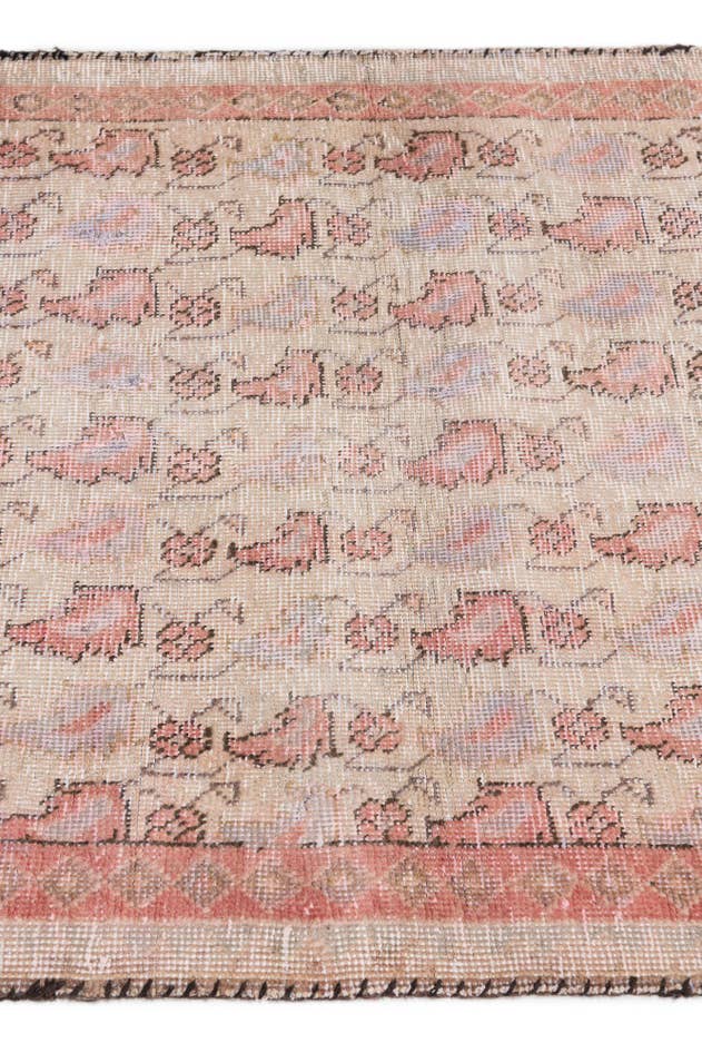 Detail image of 3' 1 x 4' 10 Hand Knotted Ultra Vintage Persian Wool Rug