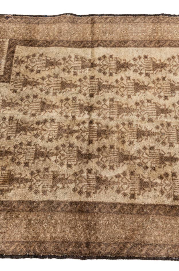 Detail image of 2' 8 x 4' 9 Hand Knotted Ultra Vintage Persian Wool Rug