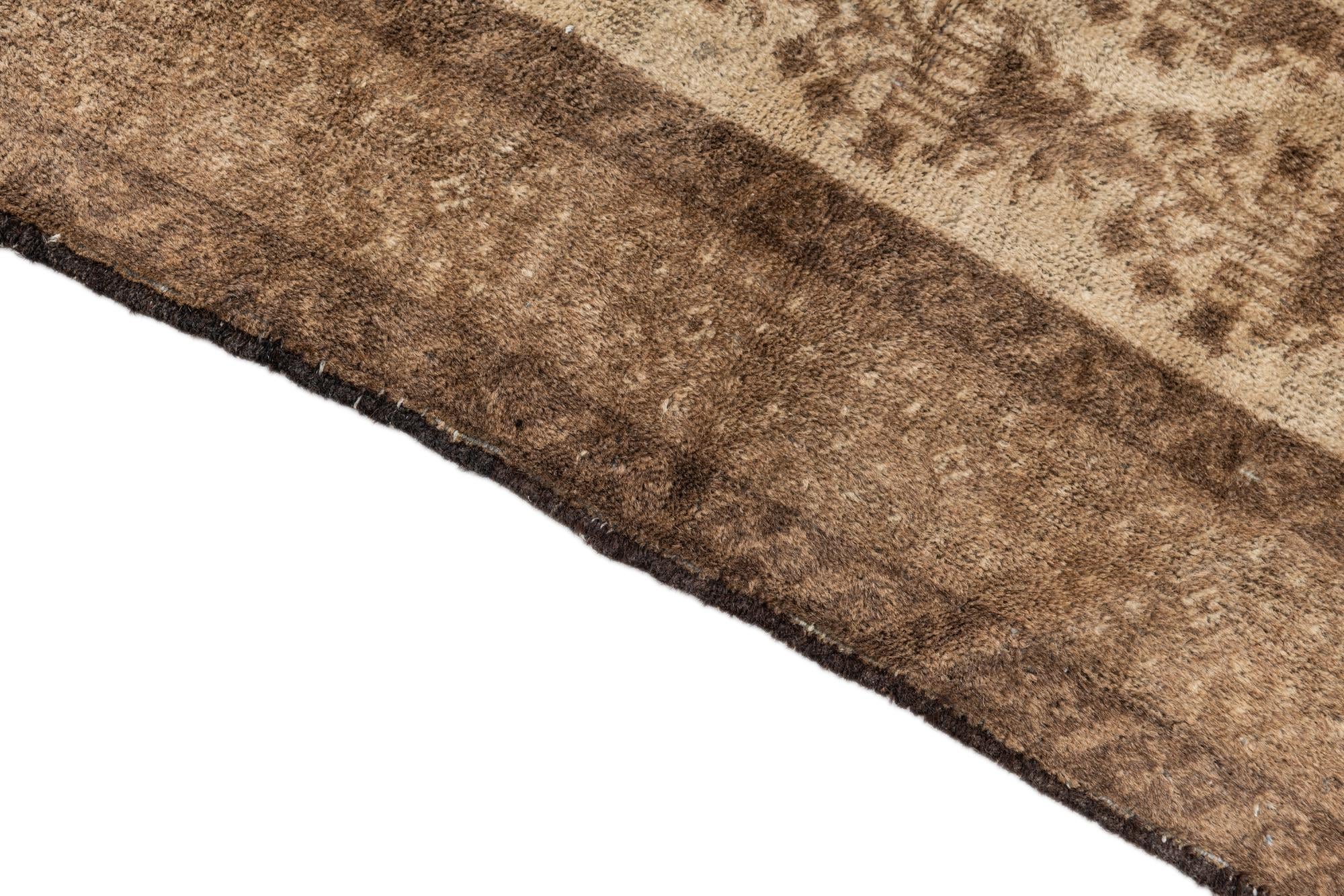2' 8 x 4' 9 Hand Knotted Ultra Vintage Persian Wool Rug