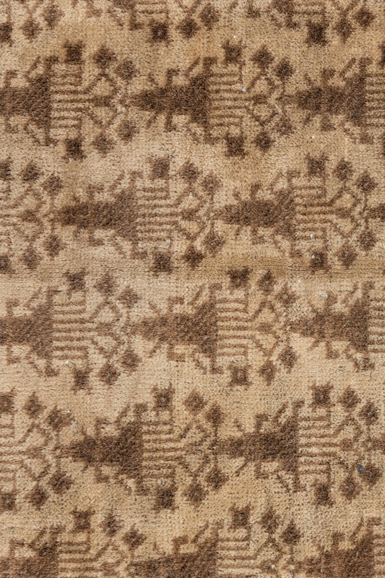 2' 8 x 4' 9 Hand Knotted Ultra Vintage Persian Wool Rug