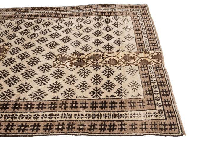 5' 8 x 7' 10 Hand Knotted Ultra Vintage Persian Wool Rug