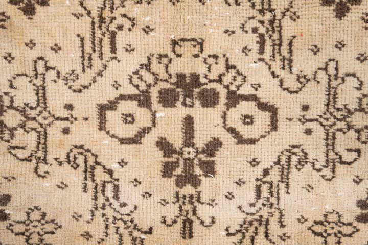 4' x 7' Hand Knotted Ultra Vintage Persian Wool Rug