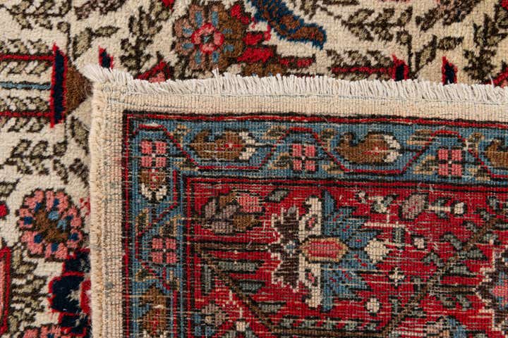 6' 11 x 9' 9 Hand Knotted Varamin Wool Rug