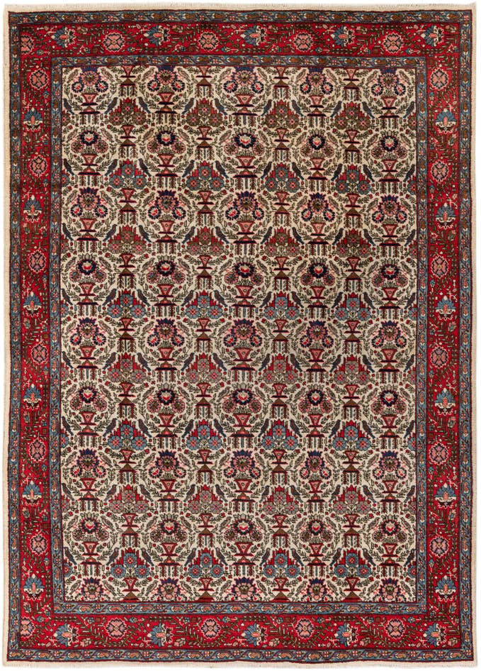Detail image of 6' 11 x 9' 9 Hand Knotted Varamin Wool Rug