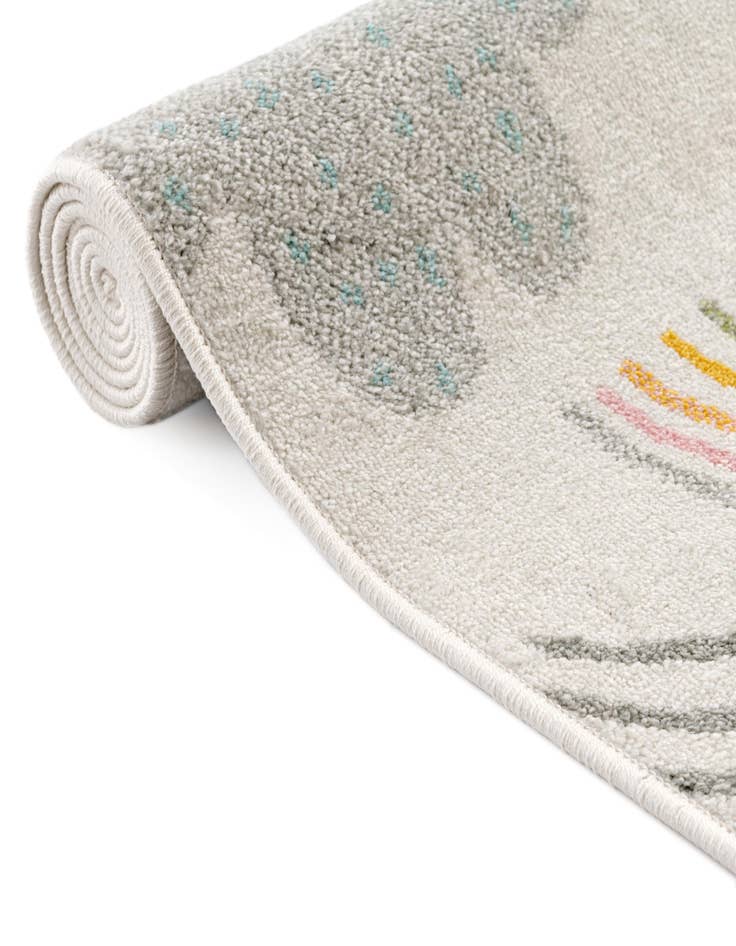 Detail image of 7' 10 x 10' Clouds and Rainbows Whimsy Kids Rug