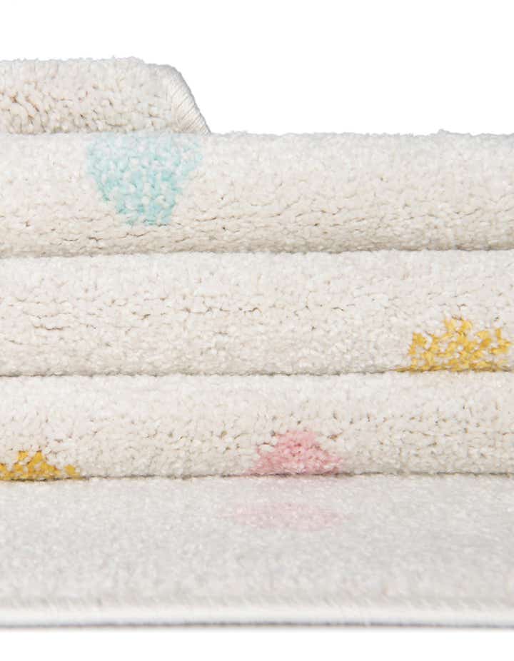 3' 11 x 5' 11 Polka Dot Whimsy Kids Rug