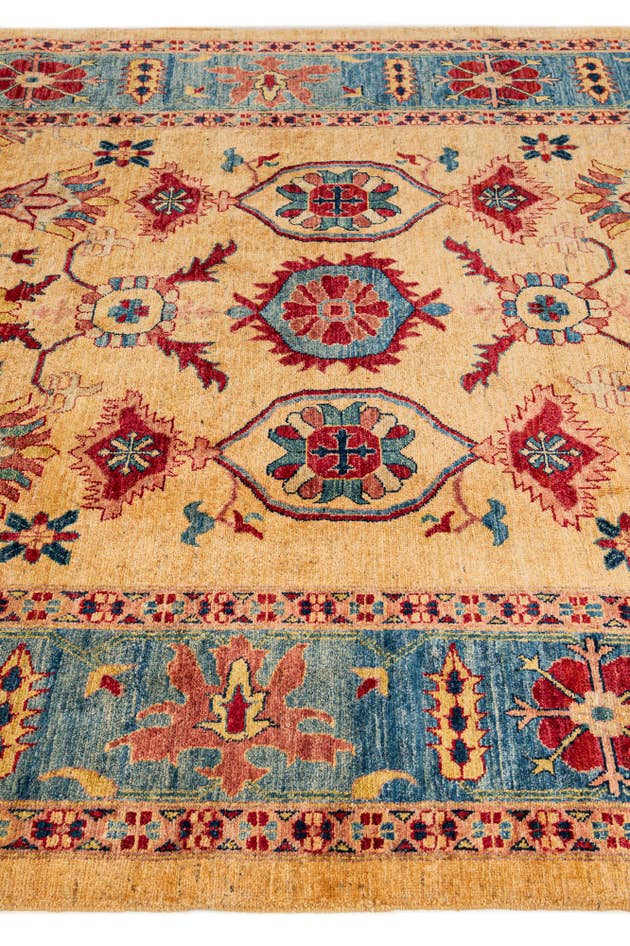 Detail image of 6' 8 x 9' 6 Hand Knotted Ziegler Wool Rug