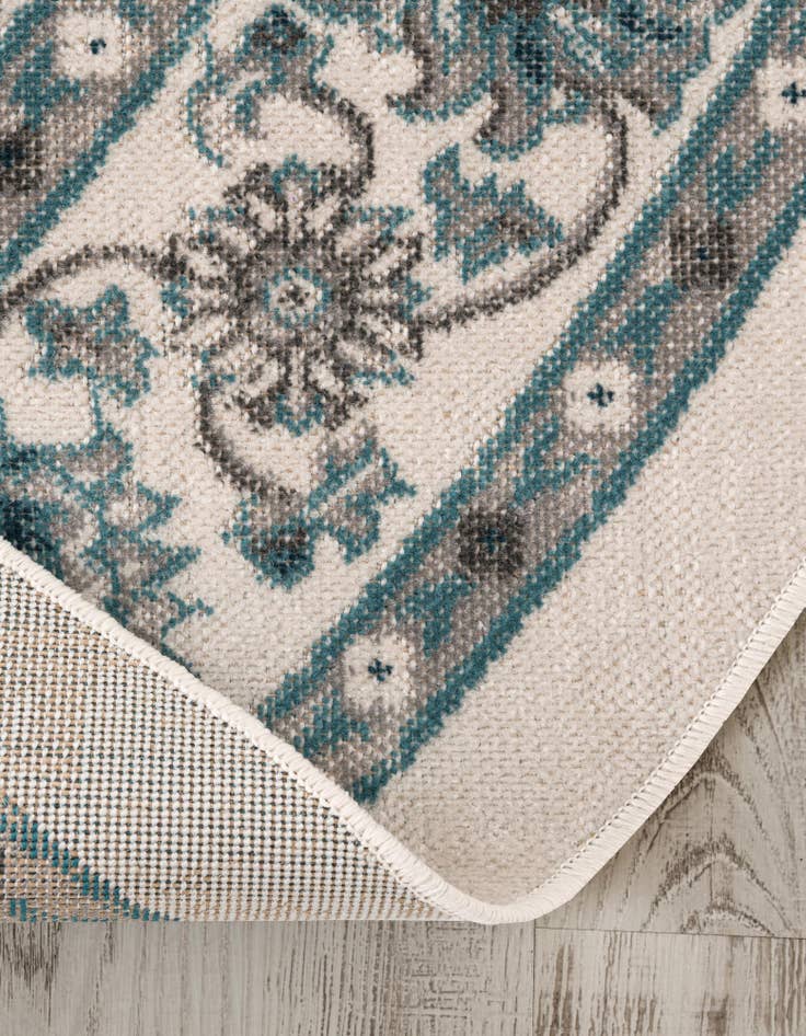 Detail image of 5' 3 x 5' 3 Aarhus Round Rug