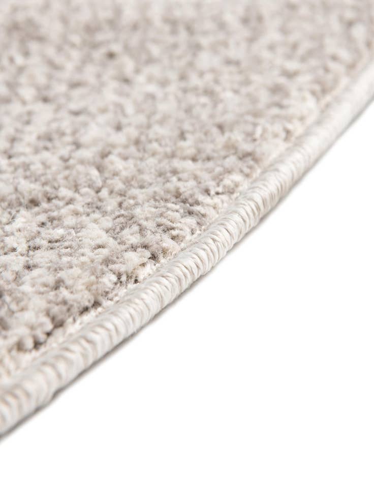 Detail image of 7' x 7' Aramis Round Rug