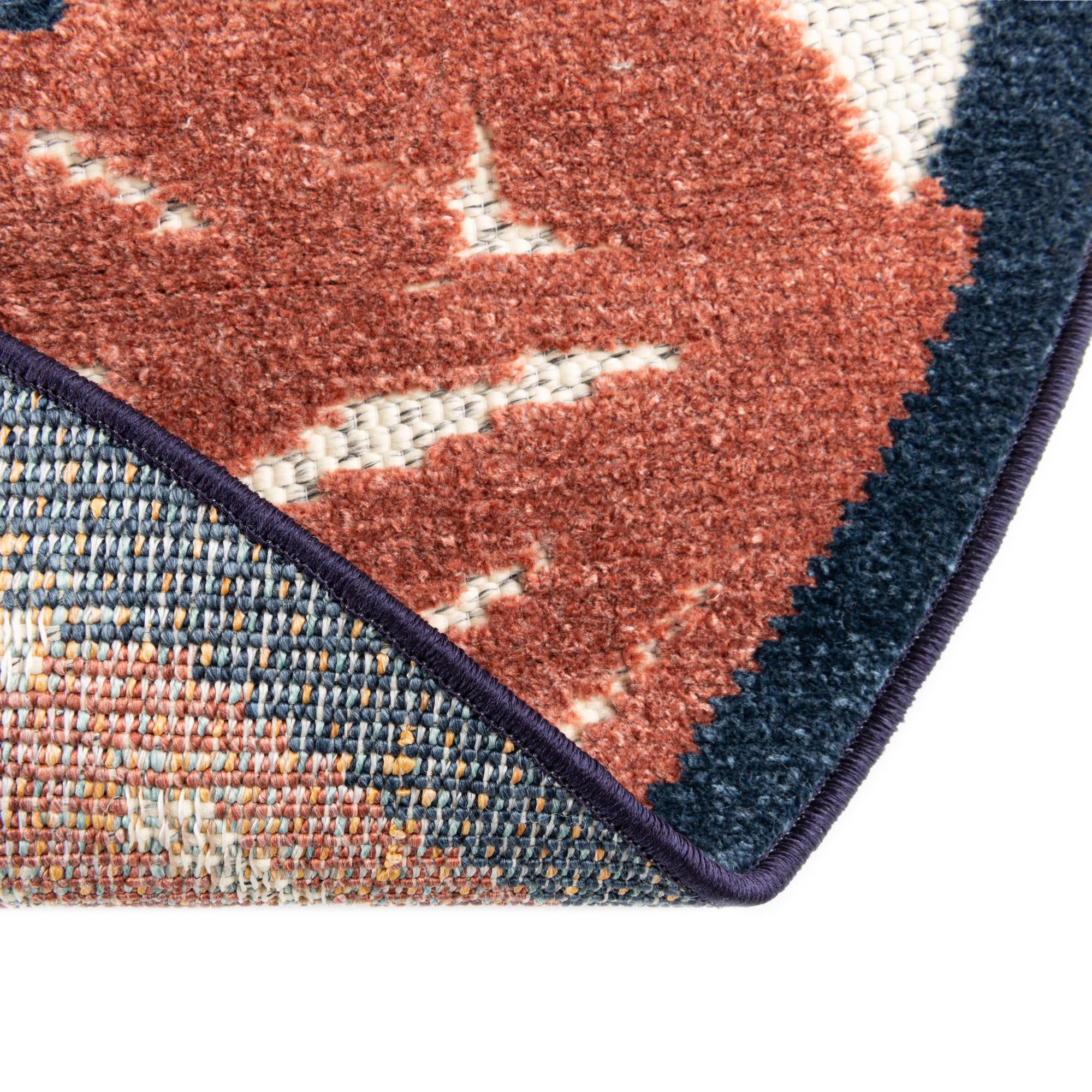 5' 3 x 5' 3 Easy-Clean Belize Indoor / Outdoor Round Rug