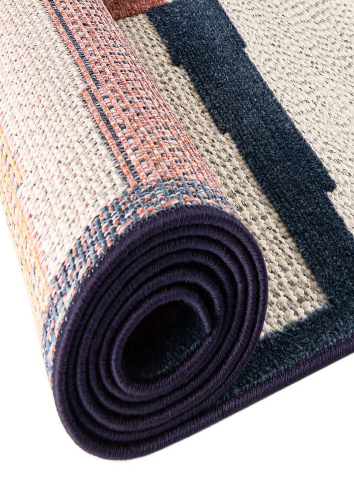 3' 3 x 3' 3 Easy-Clean Belize Indoor / Outdoor Round Rug