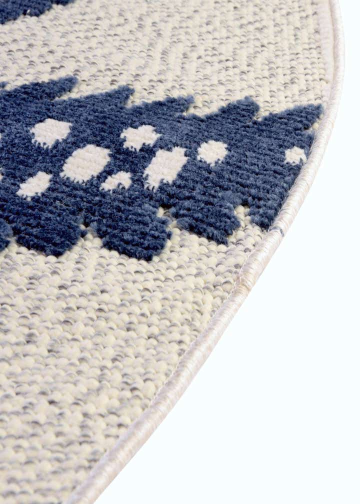 3' 3 x 3' 3 Easy-Clean Belize Indoor / Outdoor Round Rug