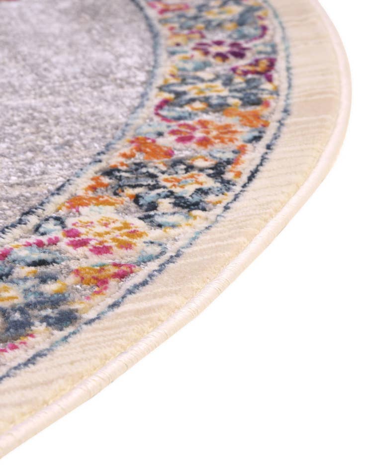 Detail image of 3' 7 x 3' 7 Budapest Round Rug
