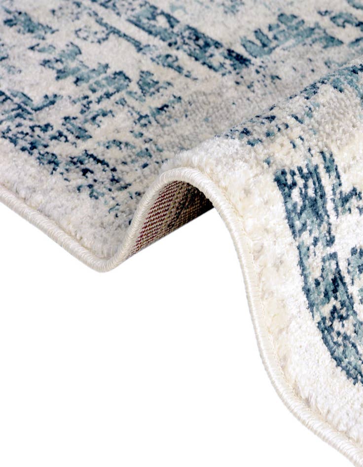 Detail image of 5' x 5' Charleston Round Rug