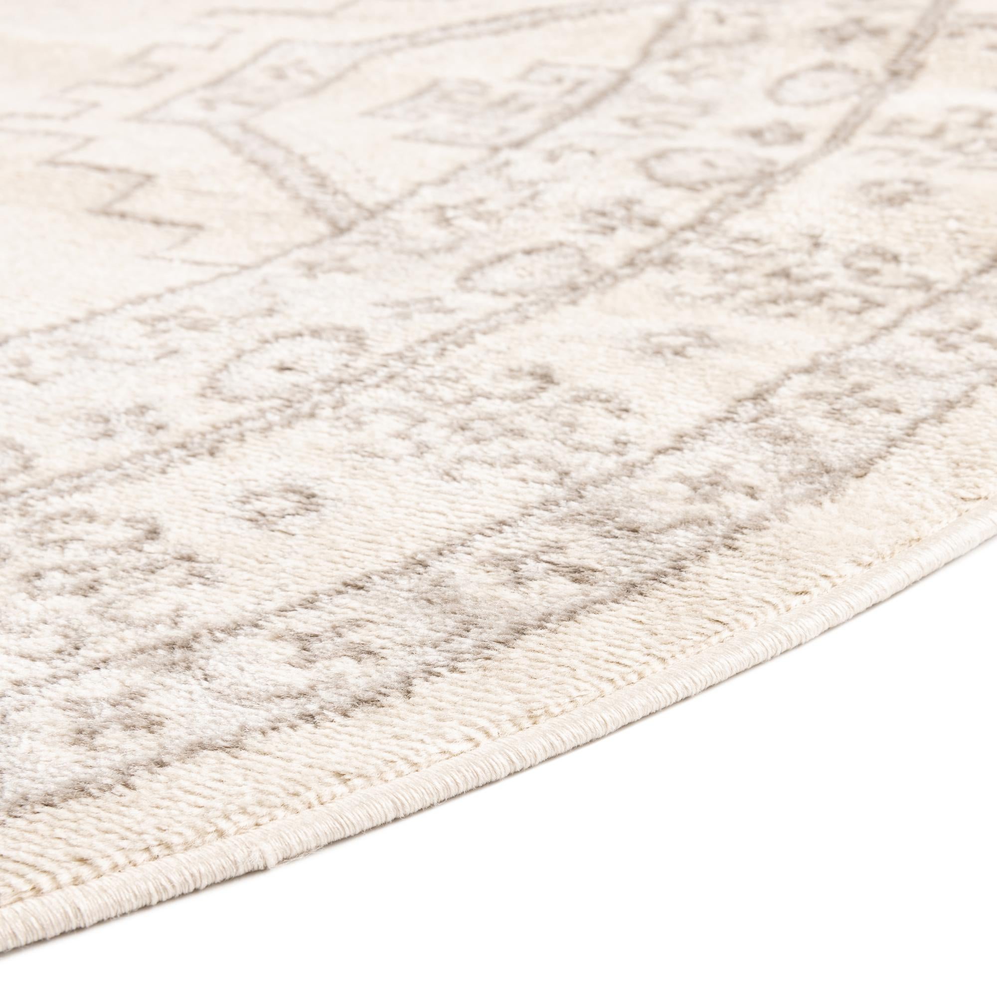 5' 3 x 5' 3 Charlotte Round Rug