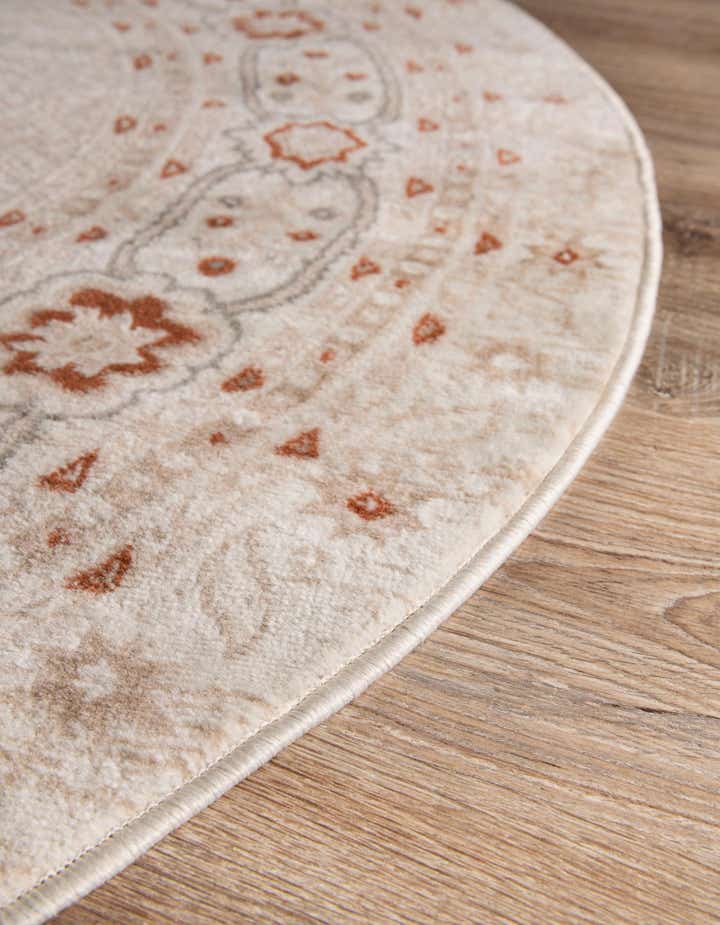 5' 3 x 5' 3 Charlotte Round Rug