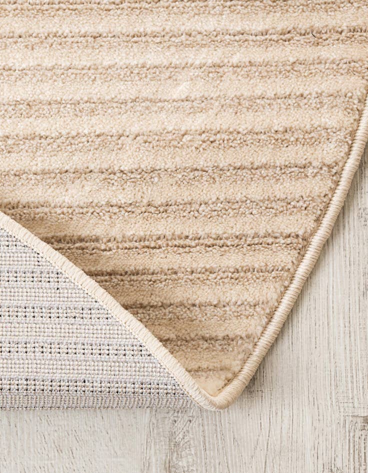 Detail image of 5' x 5' Contour Round Rug