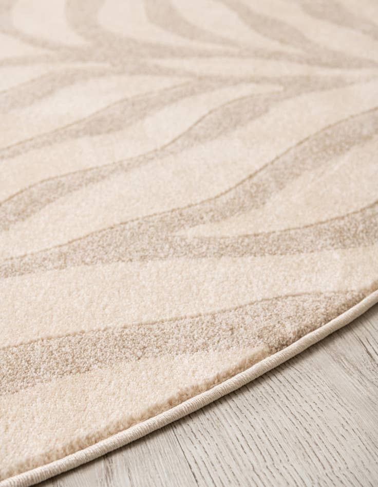 Detail image of 5' x 5' Contour Round Rug