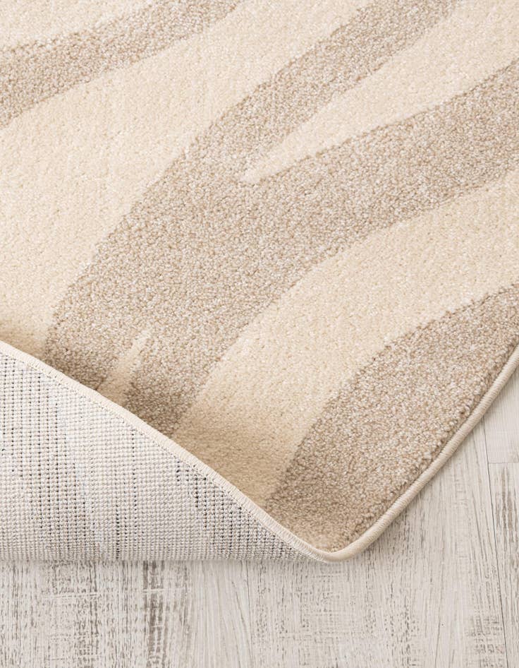 Detail image of 5' x 5' Contour Round Rug