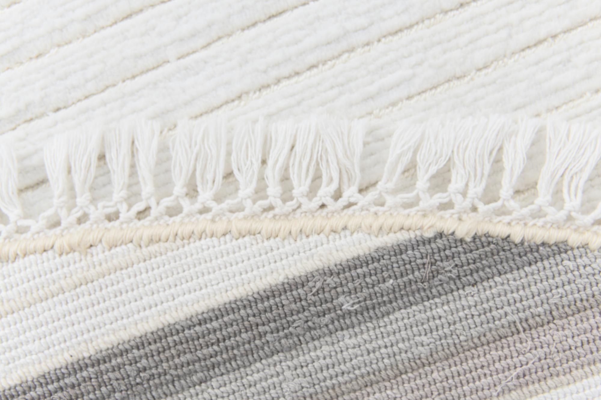6' 6 x 6' 6 Hand Knotted Darya Wool Round Rug