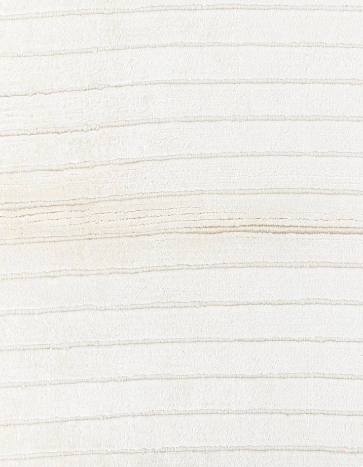 Detail image of 6' 7 x 6' 7 Hand Knotted Darya Wool Round Rug