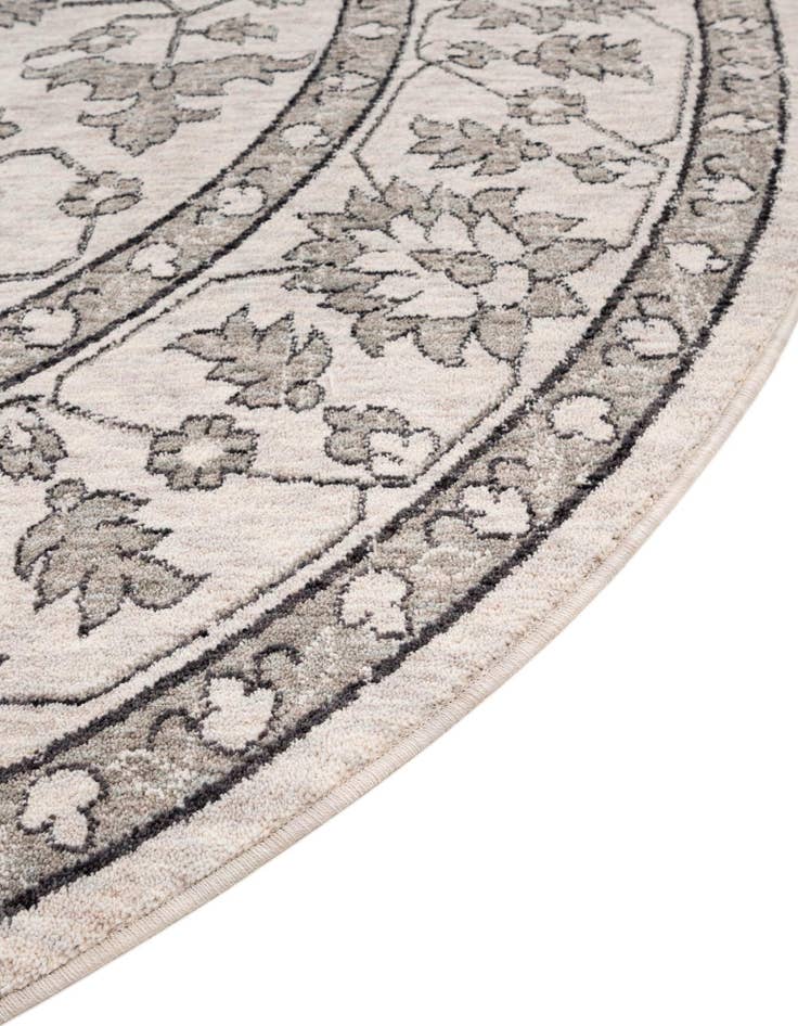 Detail image of 7' x 7' Eco Traditional Round Rug