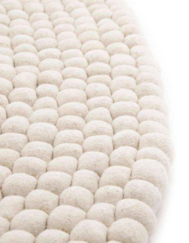 3' 3 x 3' 3 Felt Ball Wool Round Rug