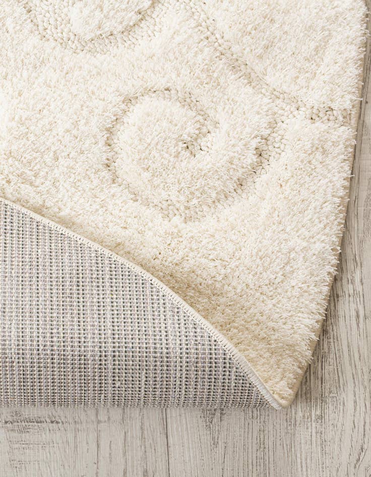 Detail image of 4' x 4' Floral Shag Round Rug