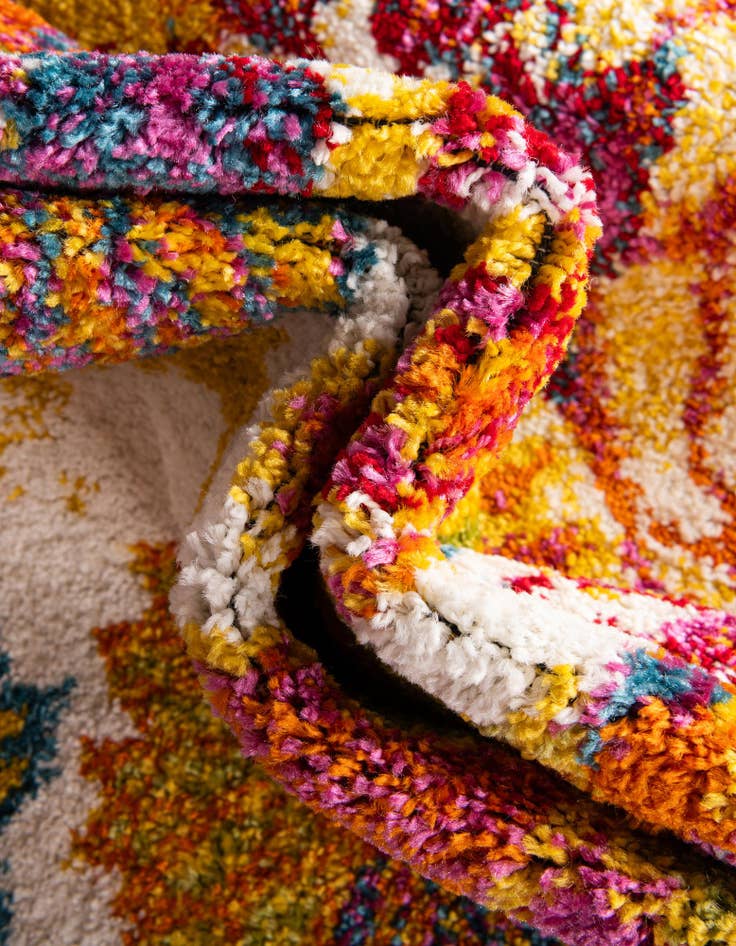 Detail image of 6' x 6' Florence Round Rug