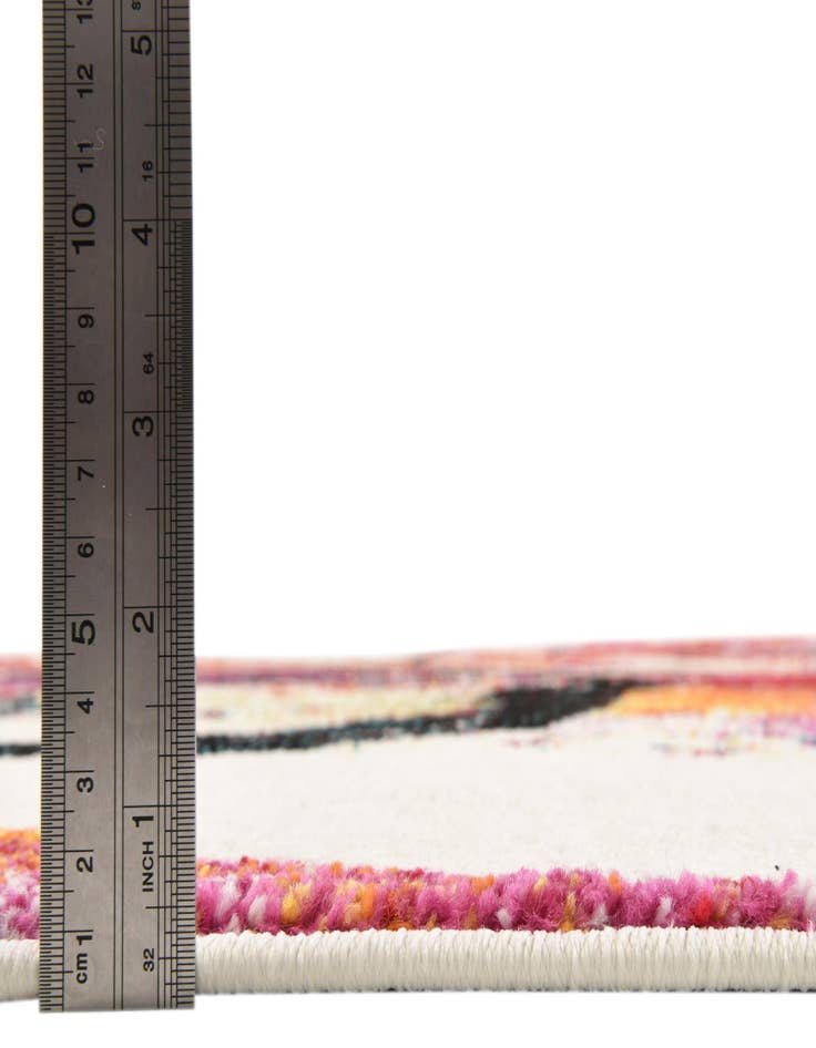 Detail image of 6' x 6' Florence Round Rug