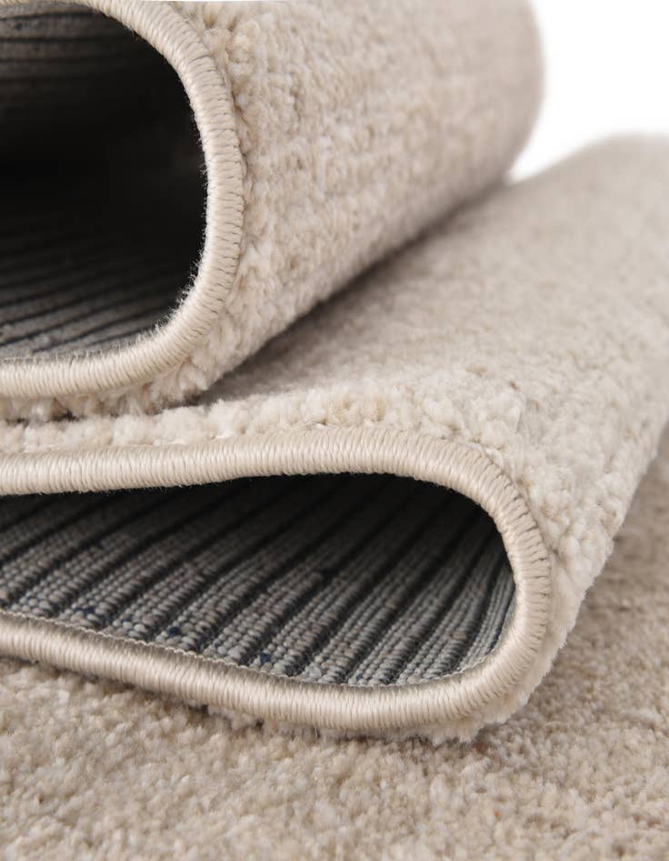 Detail image of 7' 10 x 7' 10 Gemstone Round Rug