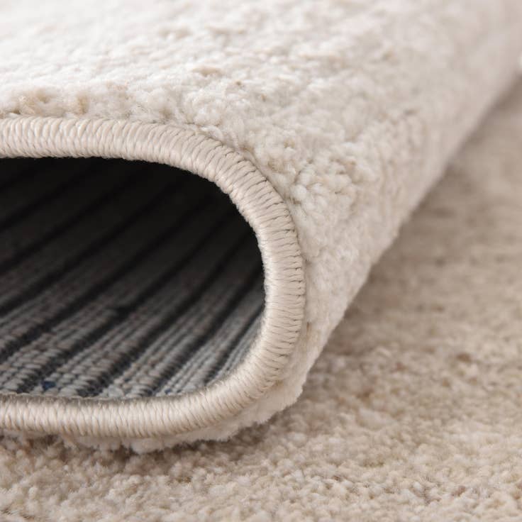 Detail image of 7' 10 x 7' 10 Gemstone Round Rug