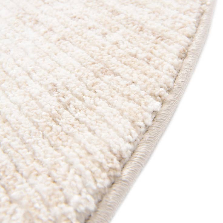 Detail image of 7' 10 x 7' 10 Gemstone Round Rug