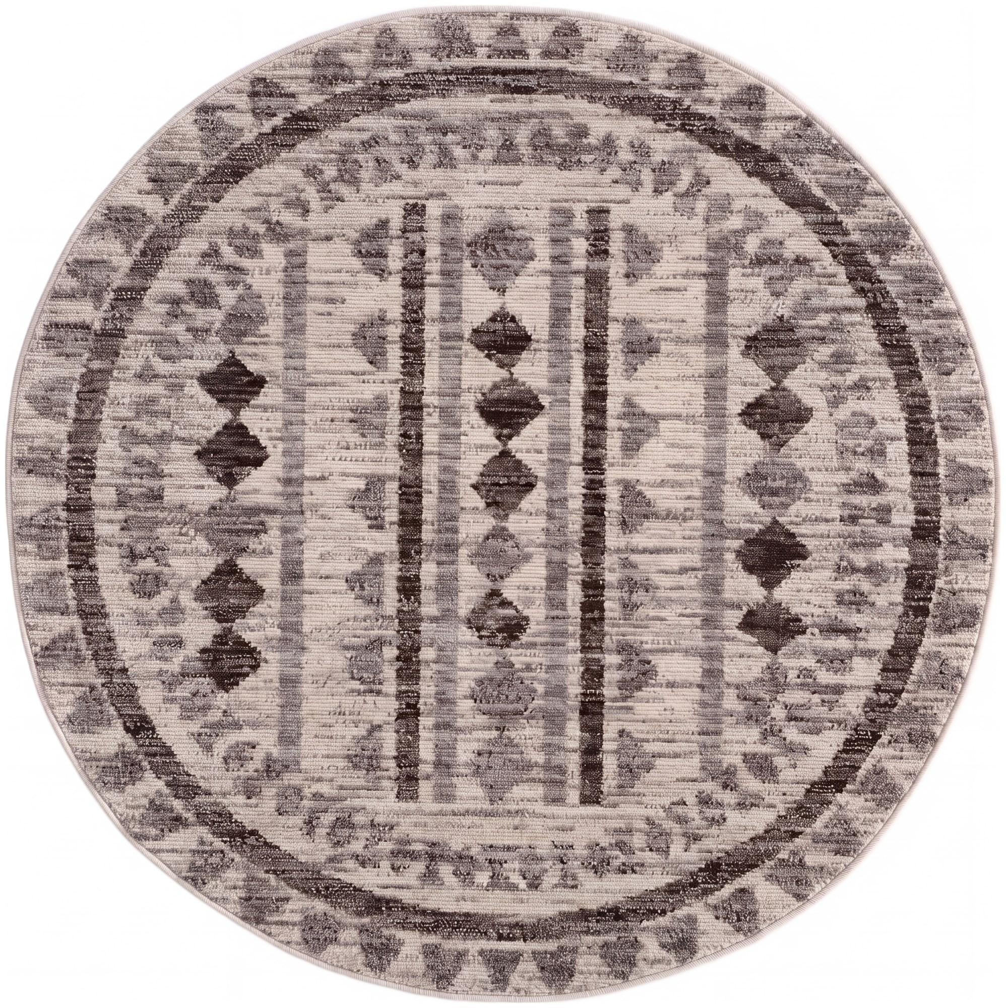 Ivory Grand Tradition Round Rug