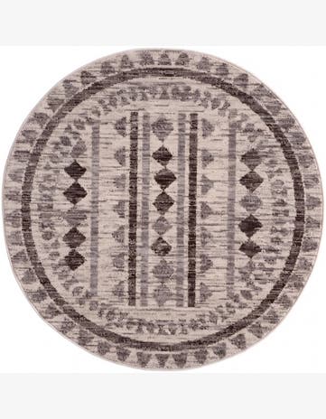 Ivory Grand Tradition Round Rug