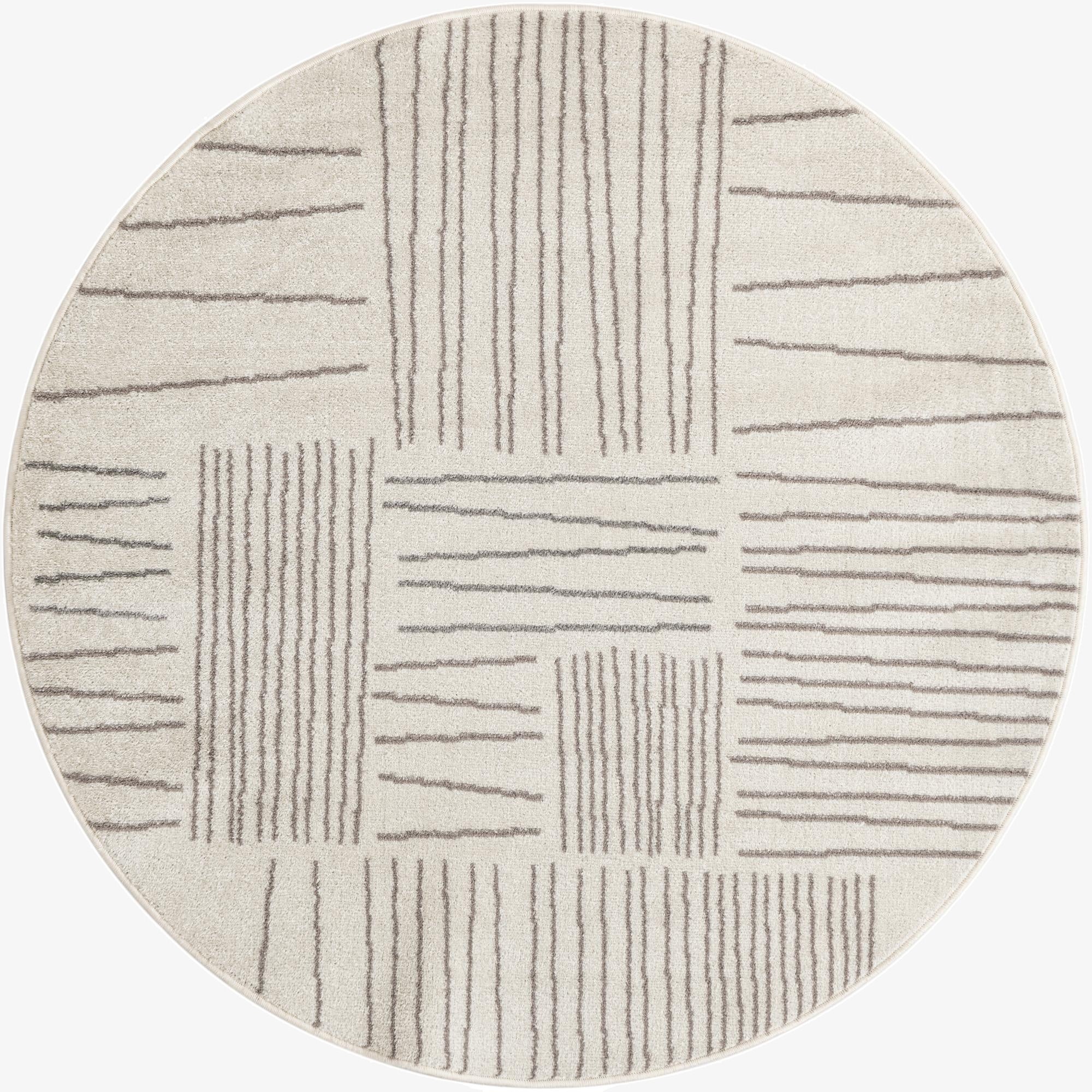 5' 3 x 5' 3 Hanahan Round Rug
