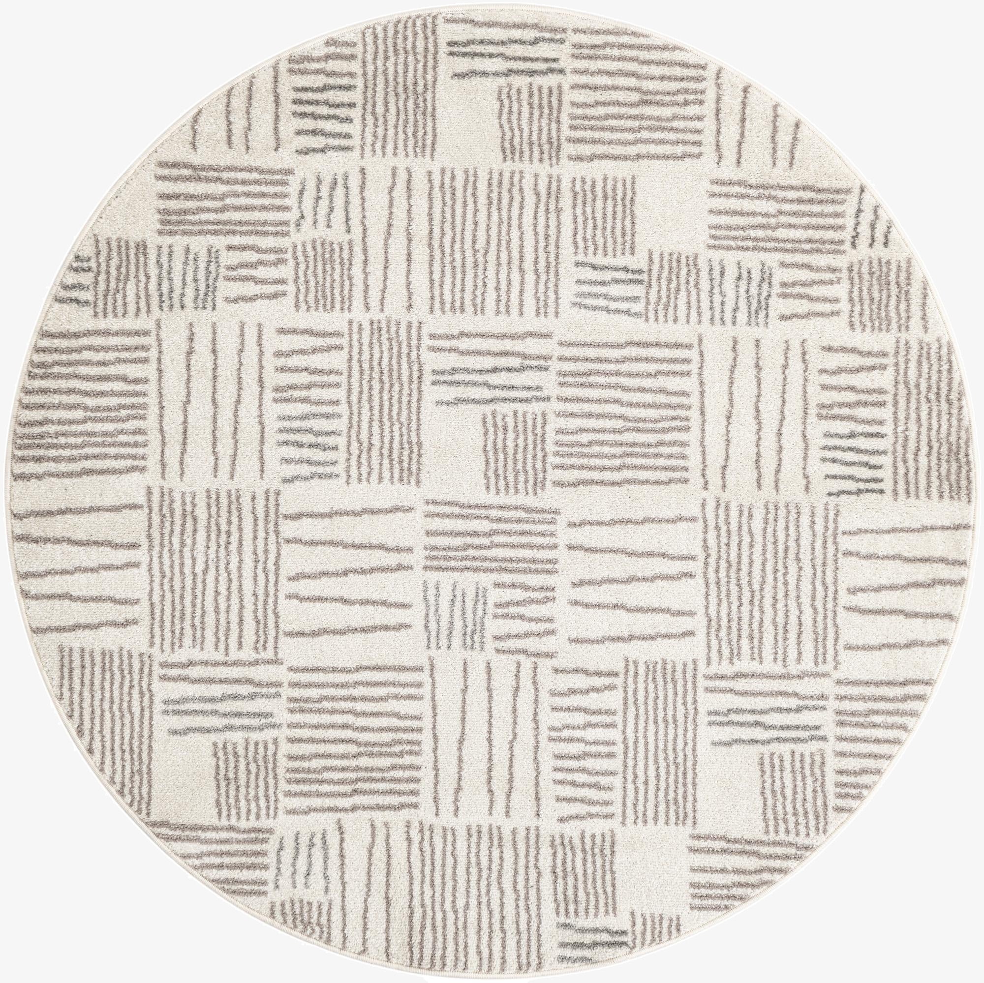 5' 3 x 5' 3 Hanahan Round Rug
