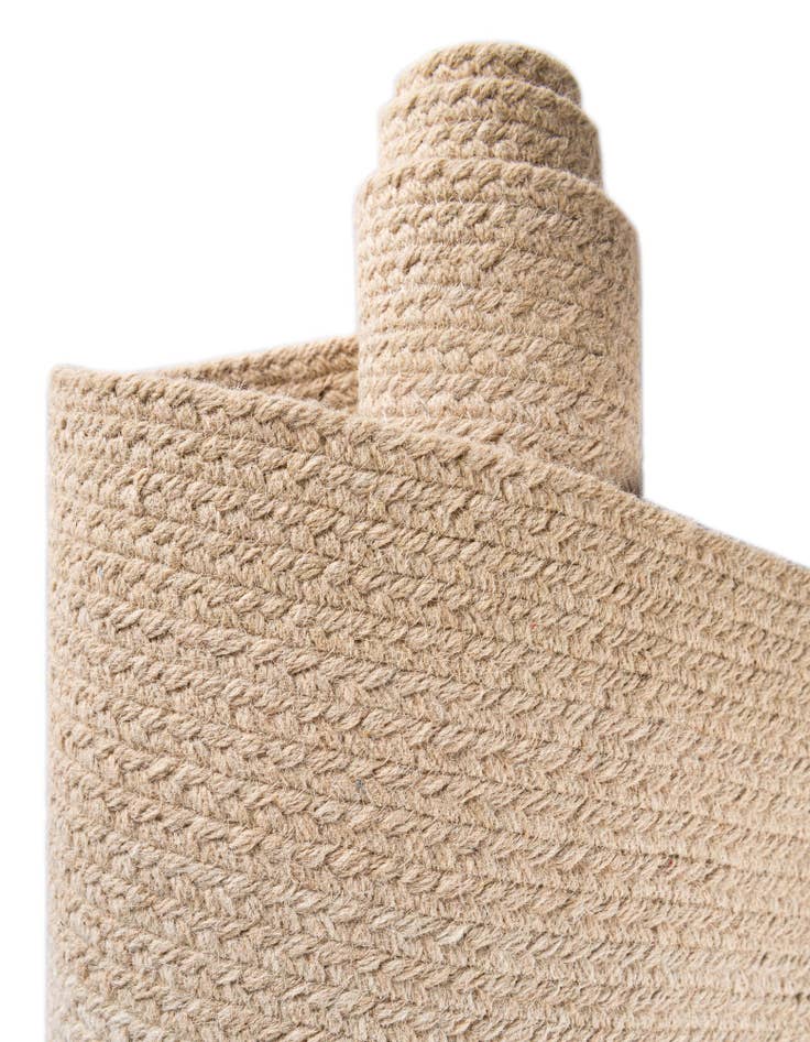 Detail image of 7' 10 x 7' 10  Hand Hand Braided Wool Round Rug