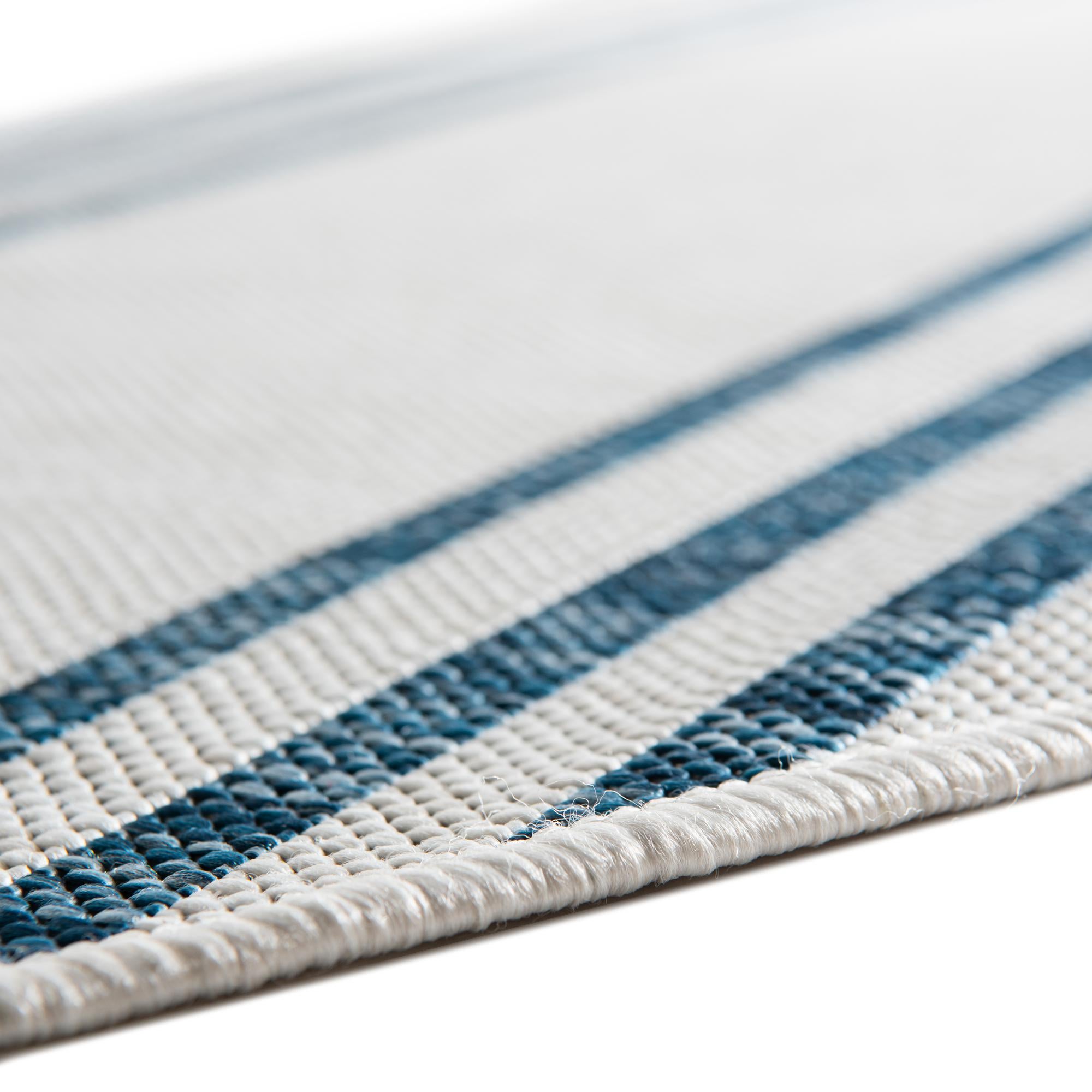 6' 7 x 6' 7 Easy-Clean Jill Zarin Anguilla Indoor / Outdoor Round Rug