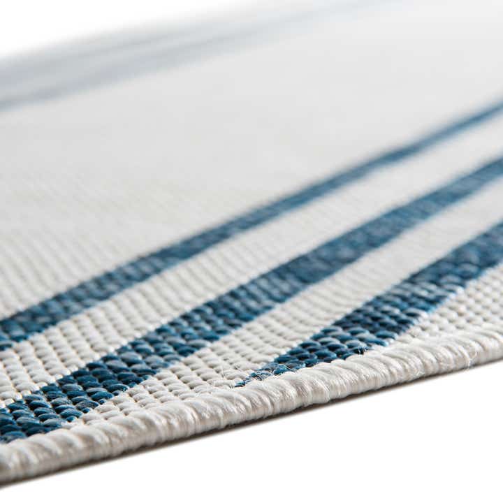 6' 7 x 6' 7 Easy-Clean Jill Zarin Anguilla Indoor / Outdoor Round Rug