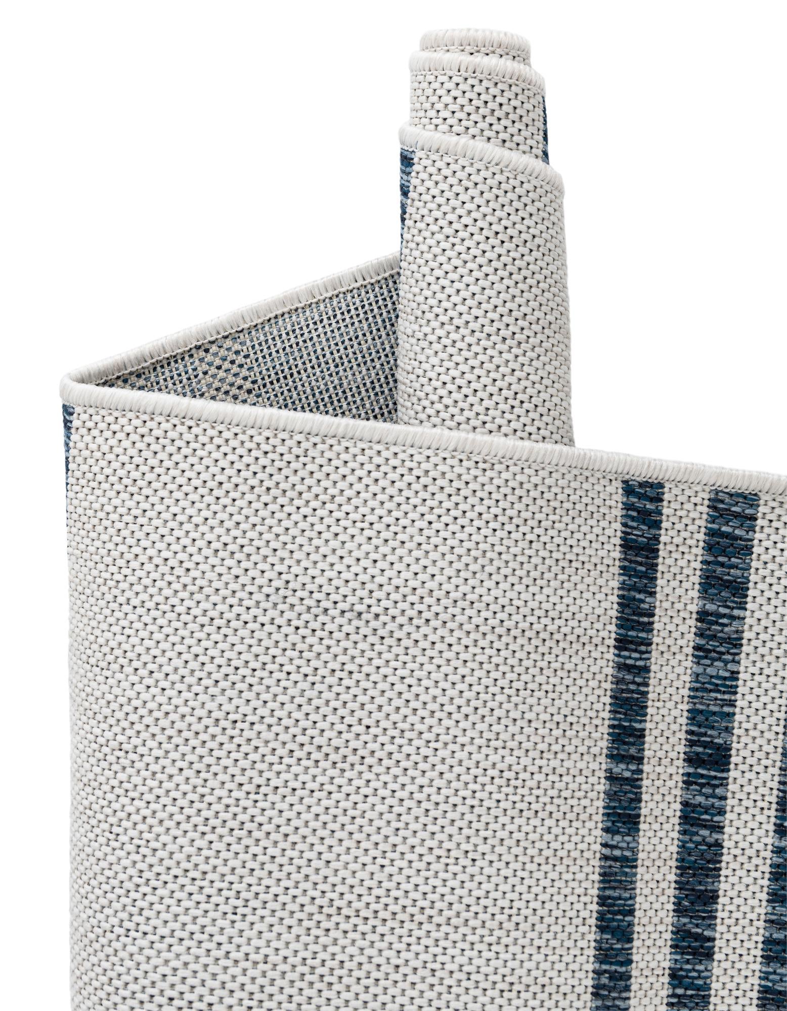 6' 7 x 6' 7 Easy-Clean Jill Zarin Anguilla Indoor / Outdoor Round Rug