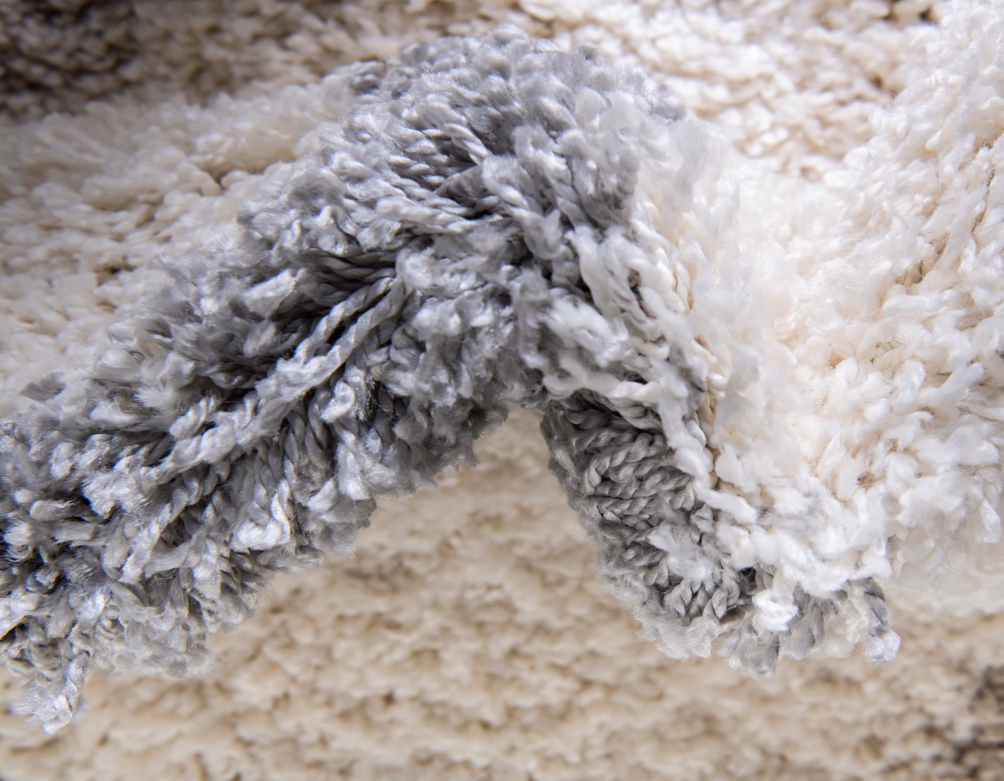 3' 3 x 3' 3 Lagom Shag Round Rug