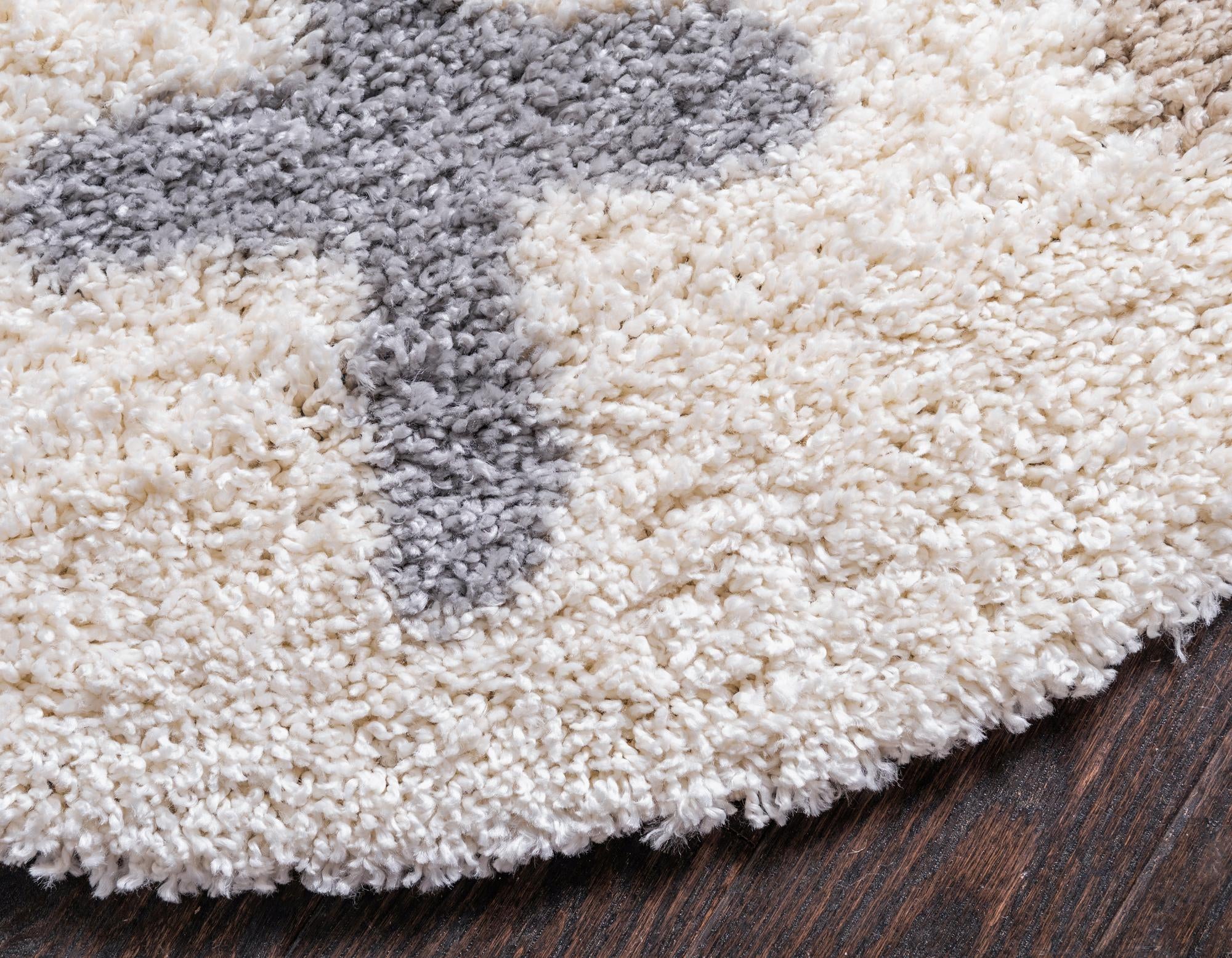 3' 3 x 3' 3 Lagom Shag Round Rug