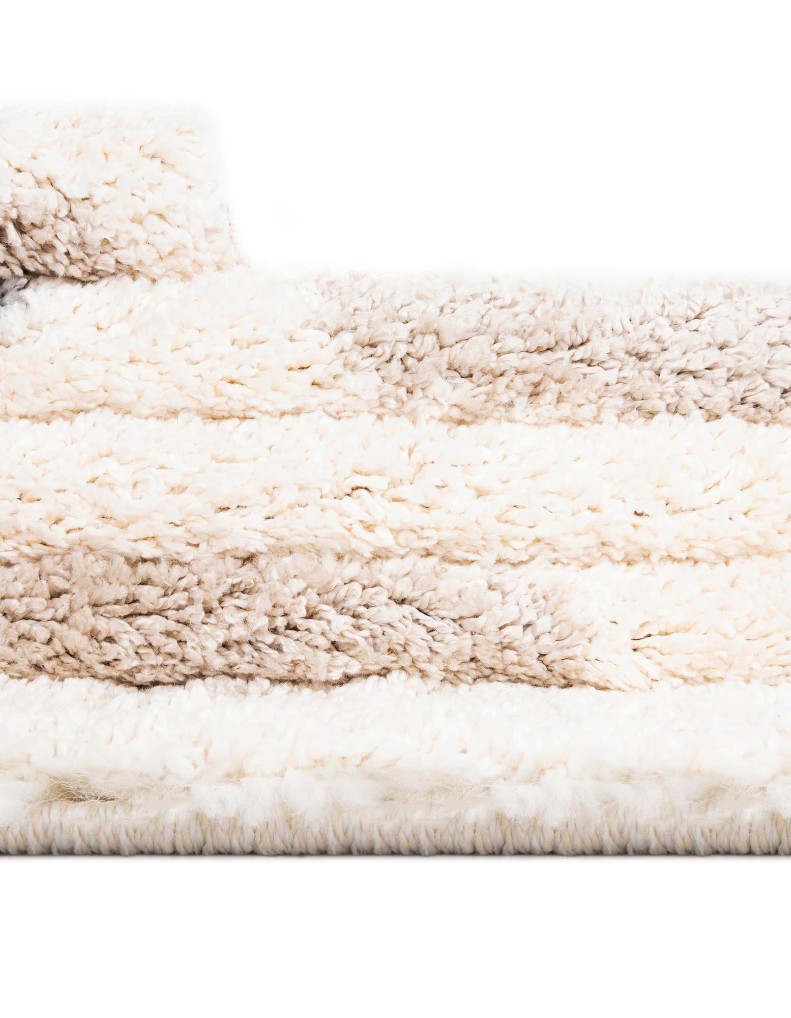 3' 3 x 3' 3 Lagom Shag Round Rug