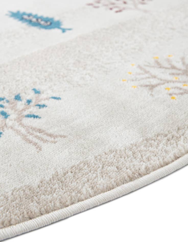 Detail image of 7' 10 x 7' 10 Laguna Round Rug