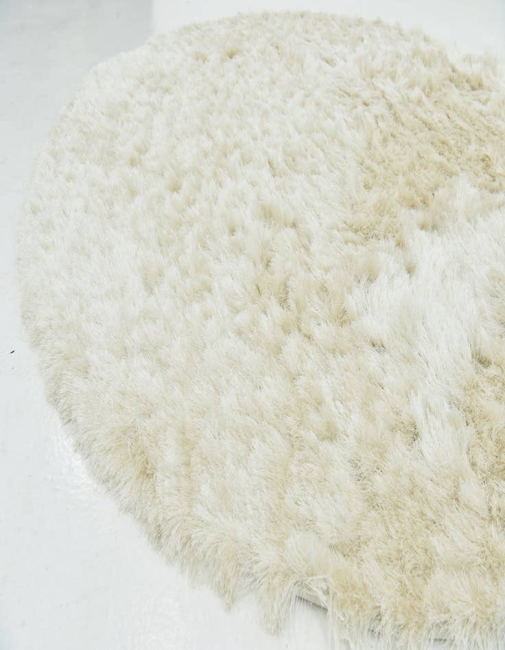 Detail image of 7' x 7' Luxury Solid Shag Round Rug