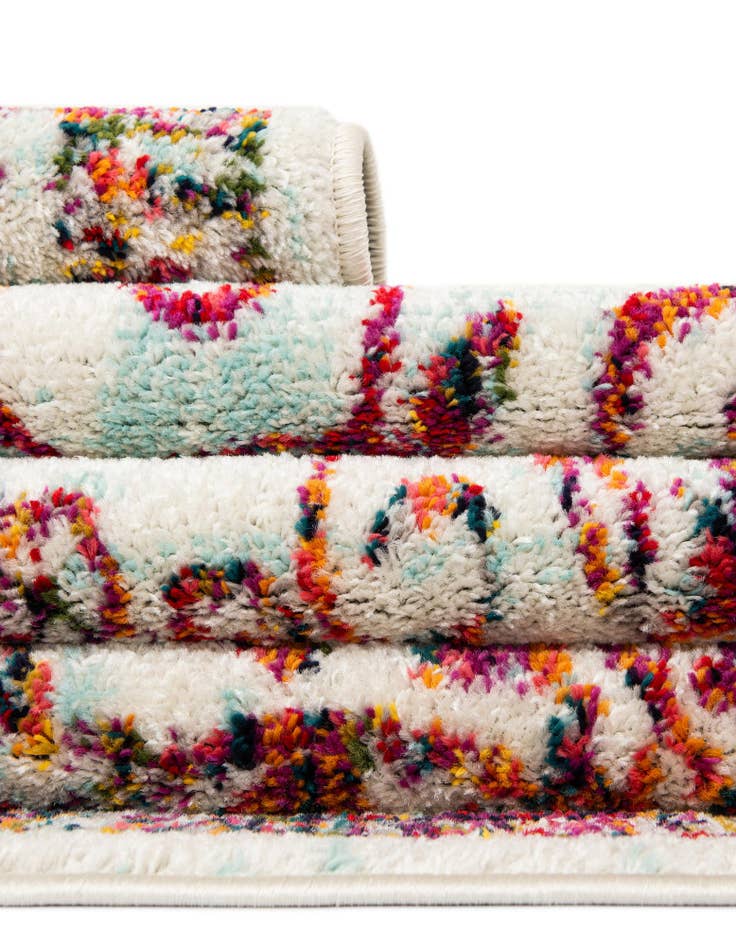 Detail image of 3' x 3' Madeline Round Rug