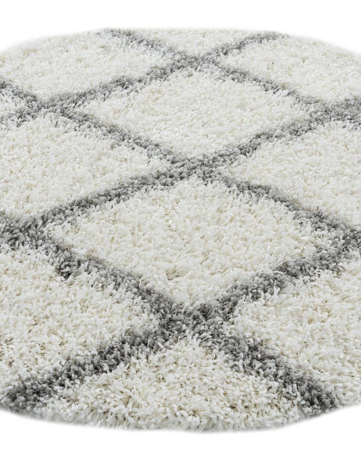Detail image of 3' 10 x 4' Marrakesh Shag Round Rug