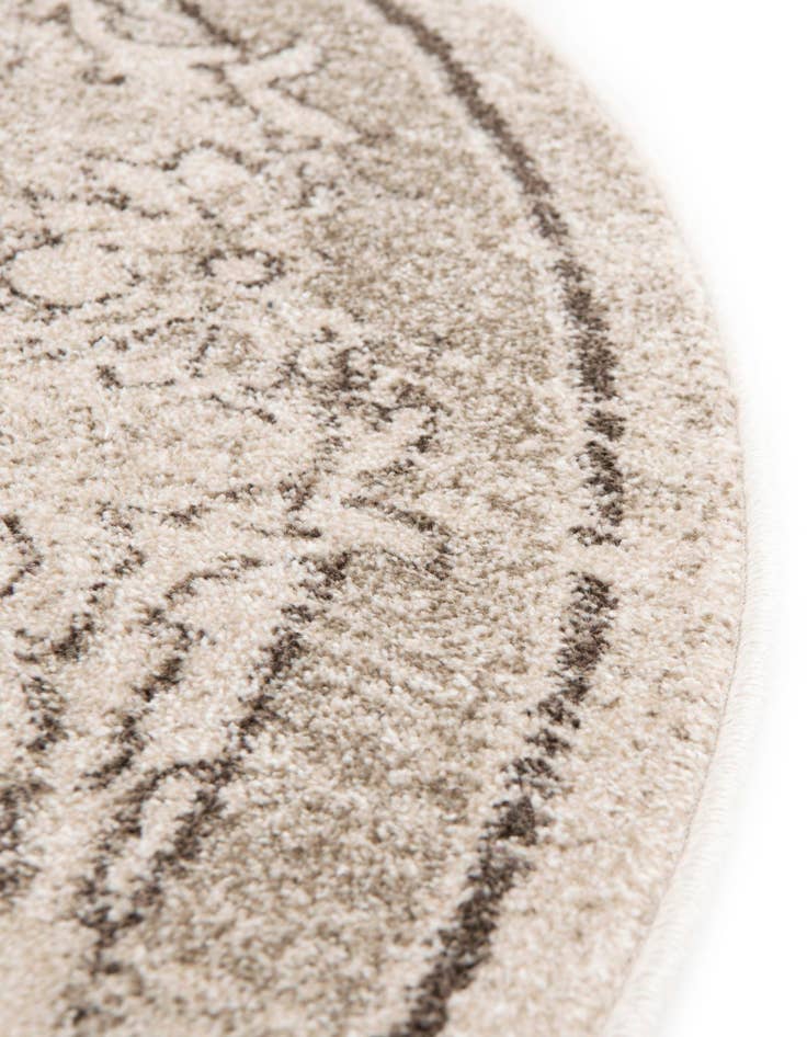 Detail image of 7' 10 x 7' 10 Miranda Round Rug