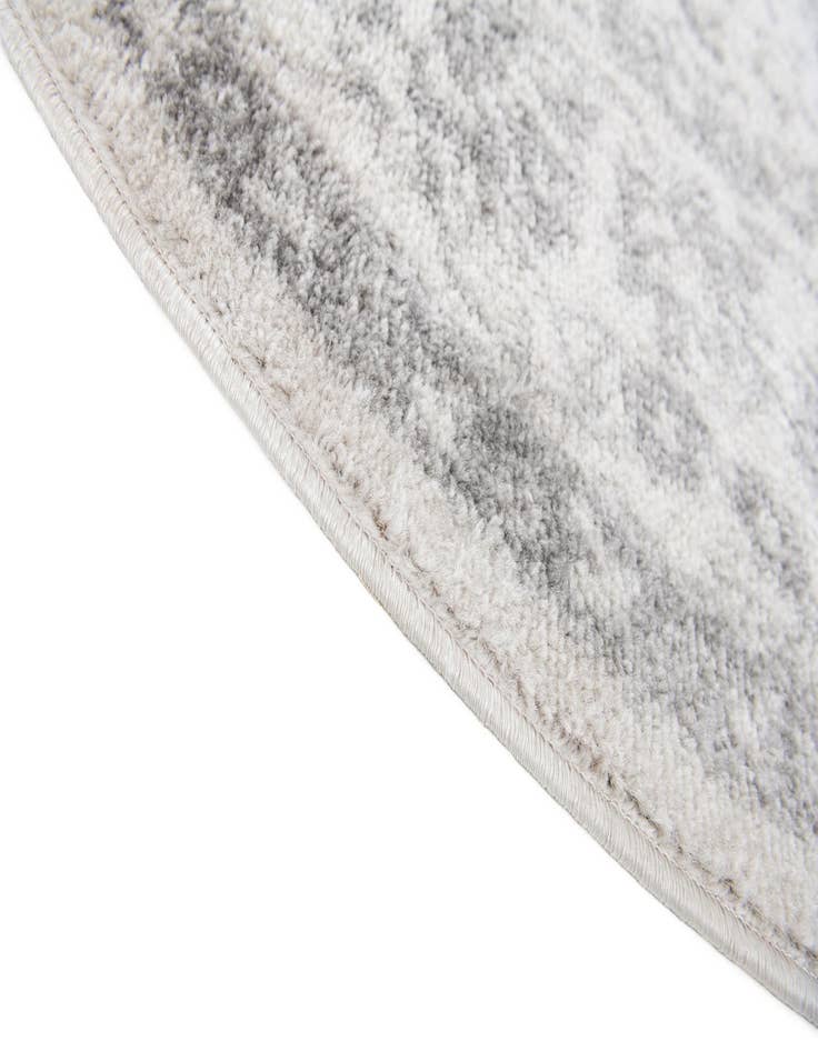 Detail image of 5' 10 x 6' Monaco Round Rug